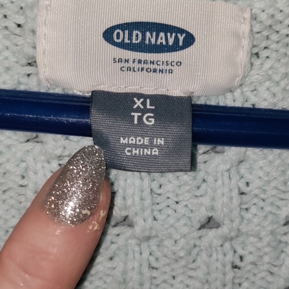 Beautiful NWOT teal sweater